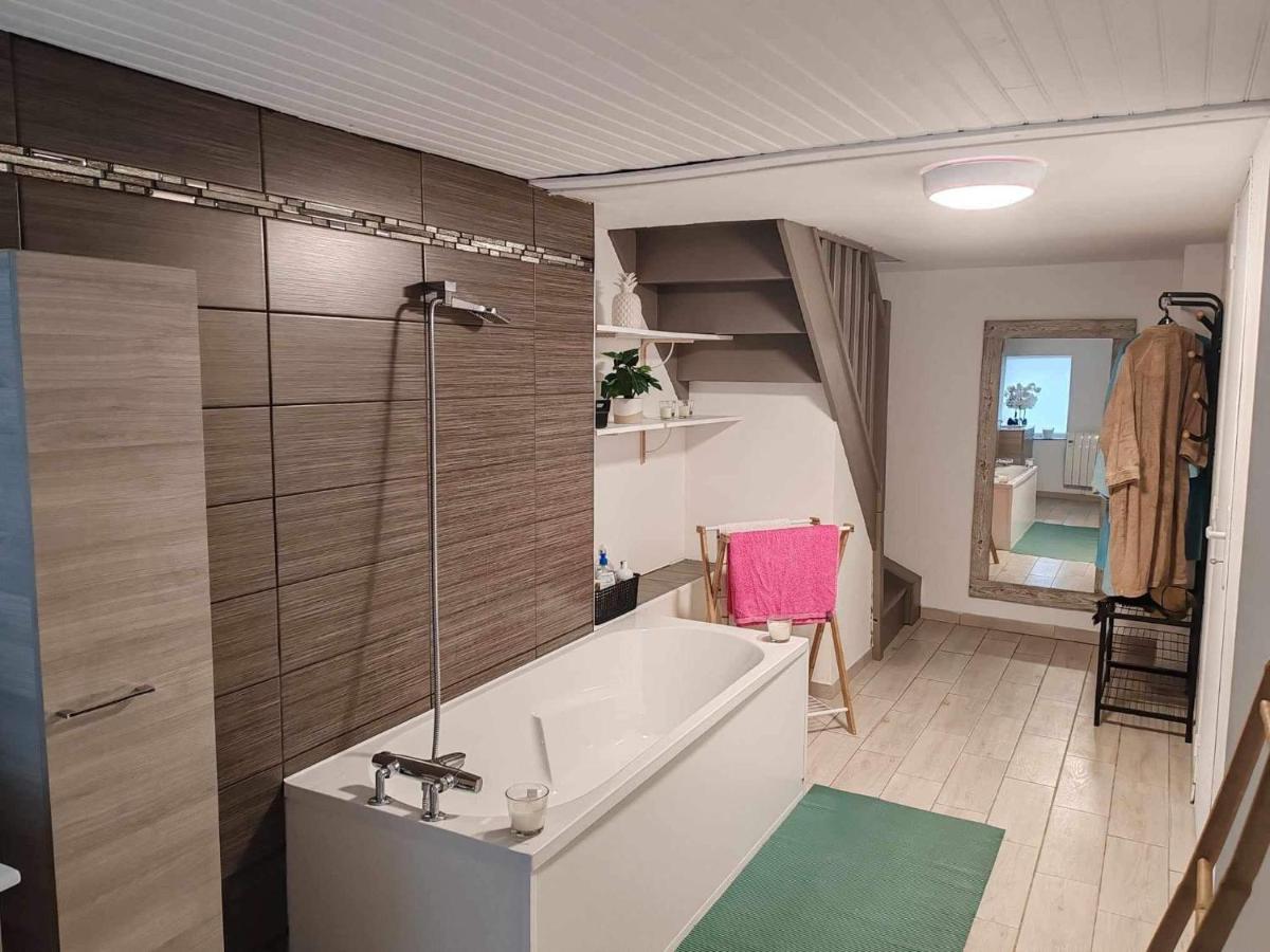 Chez Gwen Et Marie Villa Bogny-sur-Meuse ภายนอก รูปภาพ